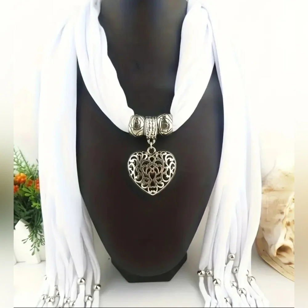 NWT White Scarf with Silver Heart Pendant